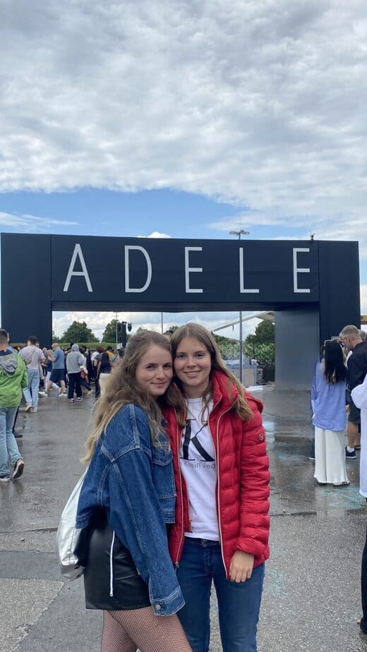 Mehr über den Artikel erfahren Adele Live in der Adele World in München – Eine Konzert-Review