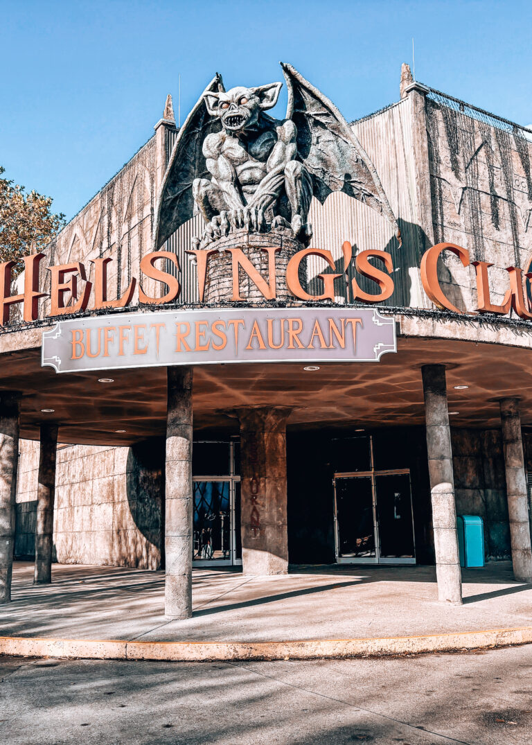 Van Helsing´s Club Movie Park Germany