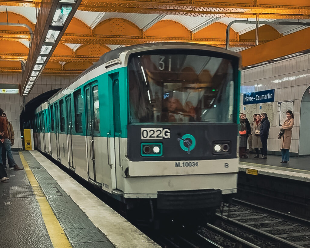 Metro Paris