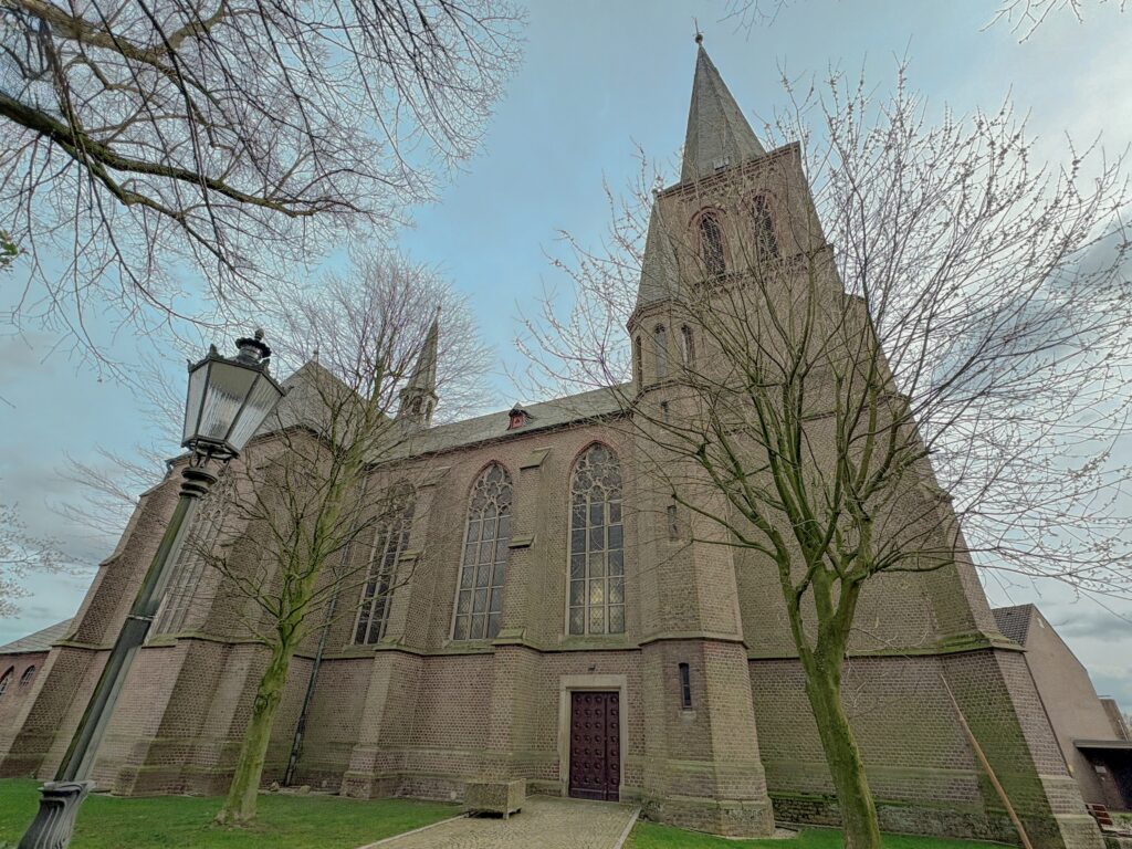 St. Antonius Kirche Tönisberg