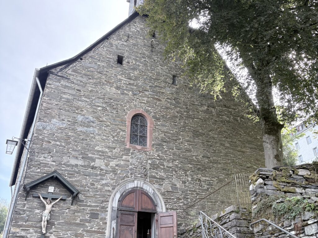 Alte Pfarrkirche St. Mariä Geburt Monschau
