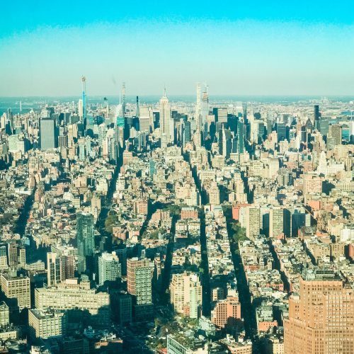 Aussicht vom One World Observatory auf New York City, USA